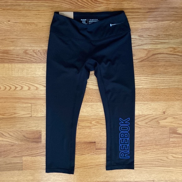 Reebok Skinny Capris - Picture 2 of 13